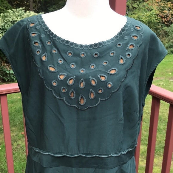 BODEN Size 14R dark green embroidered dress with cut outs - Picture 2 of 10